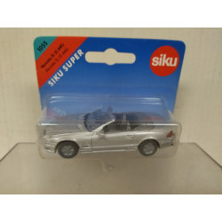 MERCEDES-BENZ R230 SL55 AMG SILVER 1:55/apx 1:64 SIKU 1055