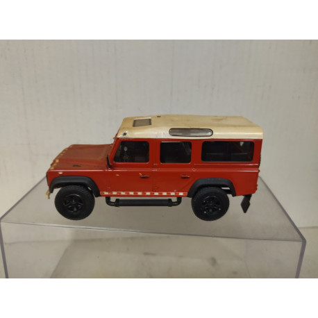 LAND ROVER DEFENDER BOMBEROS BCN 1:43 HONGWELL DESGUACE/NO BOX SUCIO/REPINTADO