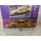 CHEVROLET CAPRICE 1997 TAXI YELLOW CAB CLASSIC GOLD 1:64 JOHNNY LIGHTNING