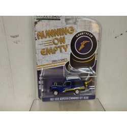 JEEP JEEPSTER COMMANDO 1967 RUNNING GOOD YEAR 1:64 GREENLIGHT