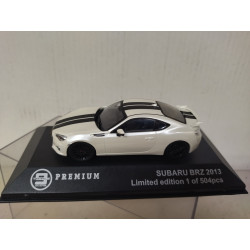 SUBARU BRZ 2013 WHITE W/BLACK LINES 1:43 TRIPLE9