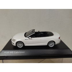 AUDI A5 CABRIOLET 2017 WHITE 1:43 SPARK DEALER