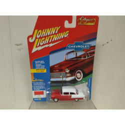 CHEVROLET SEDAN 1955 2-DOOR RED/WHITE CLASSIC GOLD 1:64 JOHNNY LIGHTNING