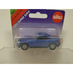 MERCEDES-BENZ R230 SLK BLUE 1:55 /apx 1:64 SIKU 851 BOX