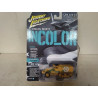 M2 HALF-TRACK IN COLOR WW 2 1:64 JOHNNY LIGHTNING