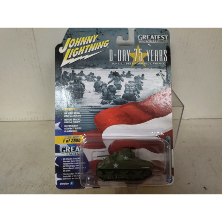 M4 A3 SHERMAN TANK D-DAY WW 2 1:87/apx 1:64 JOHNNY LIGHTNING
