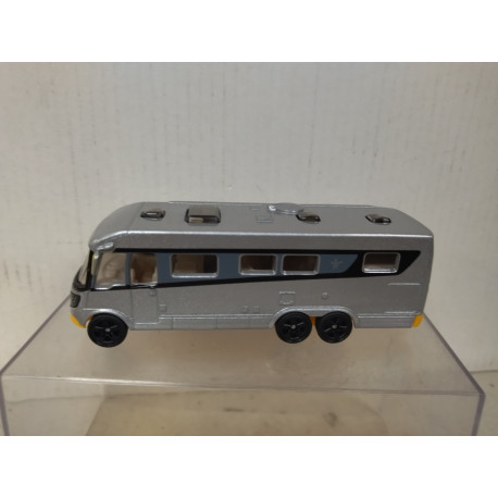 AUTOCARAVANA CAMPER NIESMANN + BISCHOFF ARTO MOBILE HOME 1:87/apx 1:64 SIKU 1671
