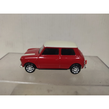 AUSTIN MORRIS MINI RED/WHITE 1960 1:43 SOLIDO HACHETTE/SALVAT USADO/EX PRIVADO