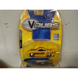 VOLKSWAGEN KARMANN 1959 GHIA COUPE YELLOW V-DUBS 1:64 JADA