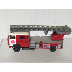 MAGIRUS-DEUTZ 080 BOMBEROS REPINTADO/DESGUACE 1:87 H0 ROCO