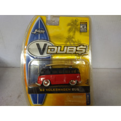 VOLKSWAGEN T1 1962 BUS RED/BLACK SURF V-DUBS 1:64 JADA