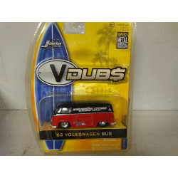 VOLKSWAGEN T1 1962 BUS WOLFSBURG RED/BLACK SURF V-DUBS 1:64 JADA