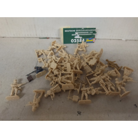 DEUTSCHE PANZERGRENADIER 1:72 REVELL 02584 NO BOX