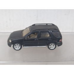 MERCEDES-BENZ CLASE ML ML320 BLACK 1:72 HONGWELL SUCIO