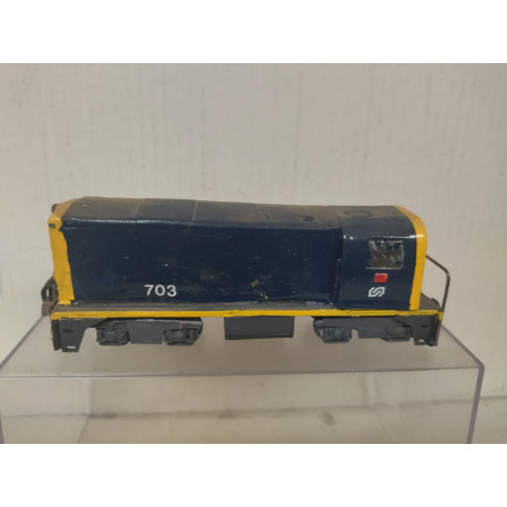 LOCOMOTORA MERCANCIAS FGC 703 ESTATICO REPINTADO 1:87 H0 SUCIO/DESGUACE
