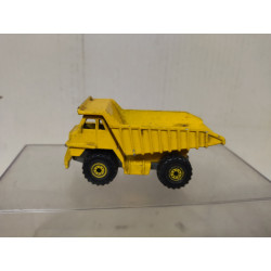 CATERPILLAR DUMP TRUCK 1:64 HOT WHEELS MALAYSIA NO BOX