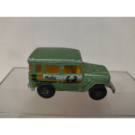 TOYOTA LAND CRUISER J40 GREEN (1) 1:53/apx 1:64 MAJORETTE 277 NO BOX