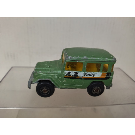 TOYOTA LAND CRUISER J40 GREEN (3) 1:53/apx 1:64 MAJORETTE 277 NO BOX