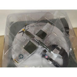 NORTH AMERICAN P-51B MUSTANG WW 2 PLANES 1:72 LUPPA IXO