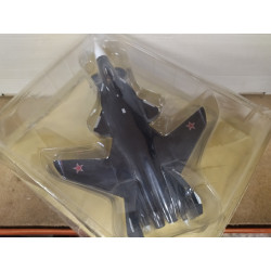 SUKHOI SU-47 BERKHUT 1:100 ITALERI ALTAYA