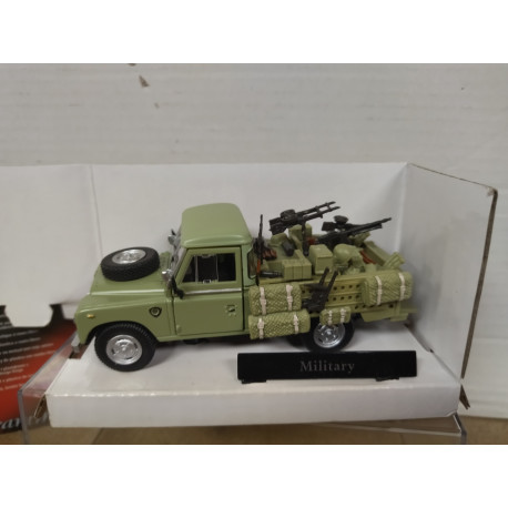 LAND ROVER 109 PICKUP MILITARY 1:43 CARARAMA