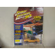 PLYMOUTH CUDA 1970 LEMON TWIST BARN FINDS 1:64 JOHNNY LIGHTNING