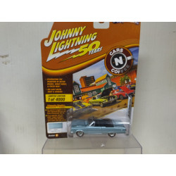PLYMOUTH GTX CONVERTIBLE 1967 LIGHT BLUE 1:64 JOHNNY LIGHTNING