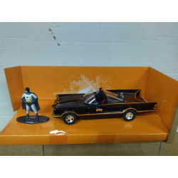 CLASSIC TV SERIES BATMOBILE + FIGURA BATMAN 1:32 JADA TOYS