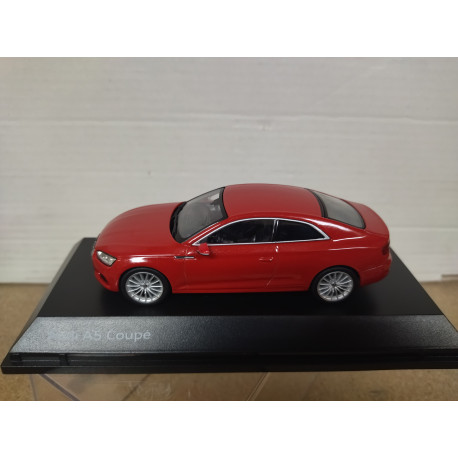 AUDI A5 COUPE 2016 RED TANGO 1:43 DEALER SPARK