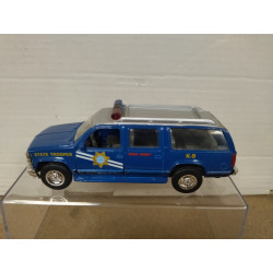 CHEVROLET SUBURBAN POLICE STATE TROOPER 1:43 ROAD CHAMPS NO BOX