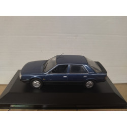 FIAT 124 GREEN/BLUE apx 1:64 POLISTIL RJ14 NO BOX