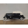 CADILLAC FLEETWOOD 1933 BLACK 1:32 ROAD SIGNATURE DEFECT/NO BOX