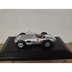 MERCEDES W196 1955 FORMULA F1 FANGIO 1:43 ALTAYA IXO CAJA NO ORIGINAL
