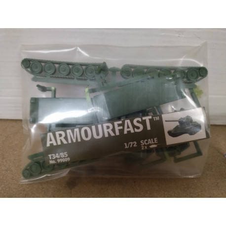 TANK T-34/85 SOVIET X 2 MODEL KIT WW 2 1:72 ARMOURFAST NO BOX