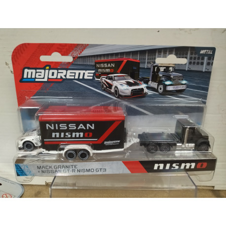 MACK GRANITE + TRAILER NISMO + NISSAN GT-R NISMO GT-3 1:64 MAJORETTE