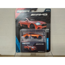 MERCEDES-AMG C236 CLE 53 RED/ORANGE AMG DELUXE /apx 1:64 MAJORETTE