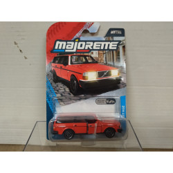 VOLVO 240 GL ESTATE RED/ORANGE VINTAGE /apx 1:64 MAJORETTE