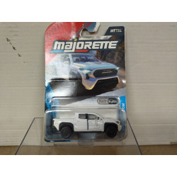 TOYOTA TACOMA TRD PRO WHITE PREMIUM SHOWROOM /apx 1:64 MAJORETTE