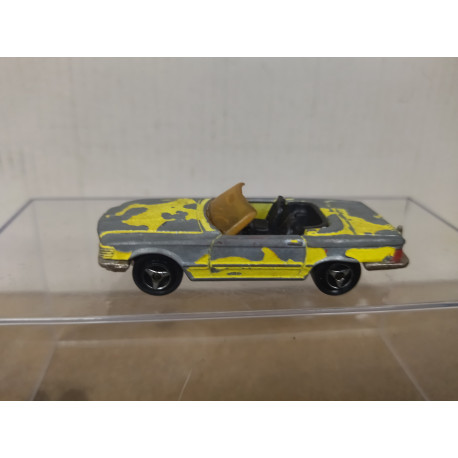 MERCEDES-BENZ R107 350 SL CABRIOLET YELLOW (2) 1:60/apx 1:64 MAJORETTE 213 NO BOX