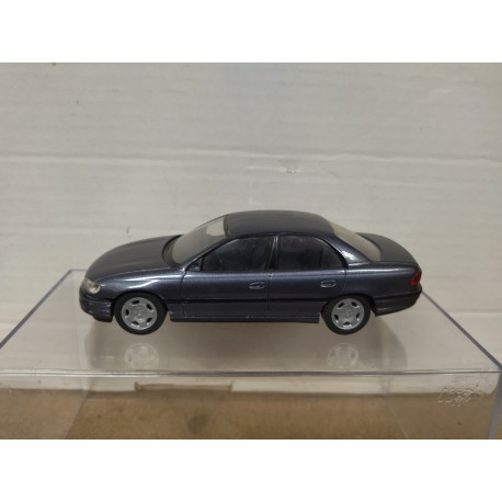 OPEL OMEGA B LIMOUSINE GREY 1:43 DEALER SCHUCO NO BOX DEFECT/ NO RETRO