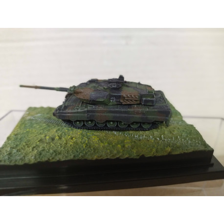 LEOPARD TANK GERMANY (2) 1:144 DRAGON CAN.DO