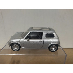 MINI COOPER SILVER 11 cm LONG DIECAST FC186