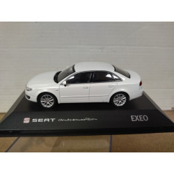 SEAT EXEO 2012 WHITE 1:43 AUTOEMOCION IXO
