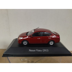 NISSAN VERSA 2012 RED MEMORABLES MEXICO 1:43 DeAGOSTINI IXO