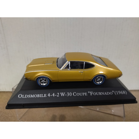 OLDSMOBILE 442 1968 W-30 FOURNADO AMERICAN CARS 1:43 ALTAYA IXO