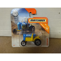 TRACTOR CROP MASTER INC CONSTRUCTION 5/10 1:64 MATCHBOX