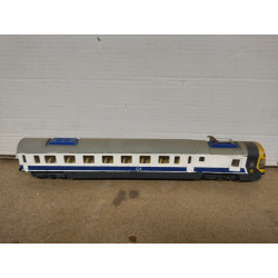 VAGON PASAJEROS BLANCO REGIONAL REPINTADO 1:87 H0 NO BOX