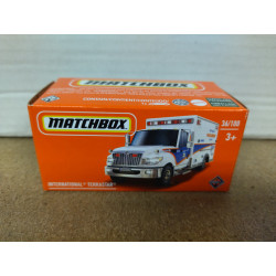 INTERNATIONAL TERRASTAR AMBULANCE PARAMEDIC 1:64 MATCHBOX BOX