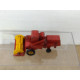 COMBINE HARVESTER RED MB51 /apx 1:64 MATCHBOX NO BOX