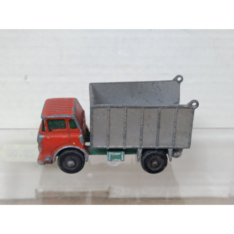GMC SERIE L TIPPER SUPERFAST 26 1:86/apx 1:64 MATCHBOX